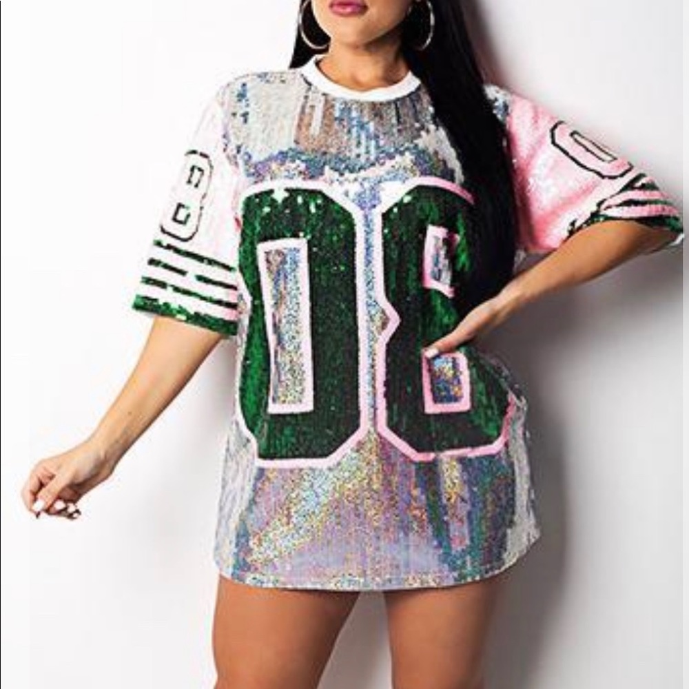 Fun and Fab Sequin Dress💕💚